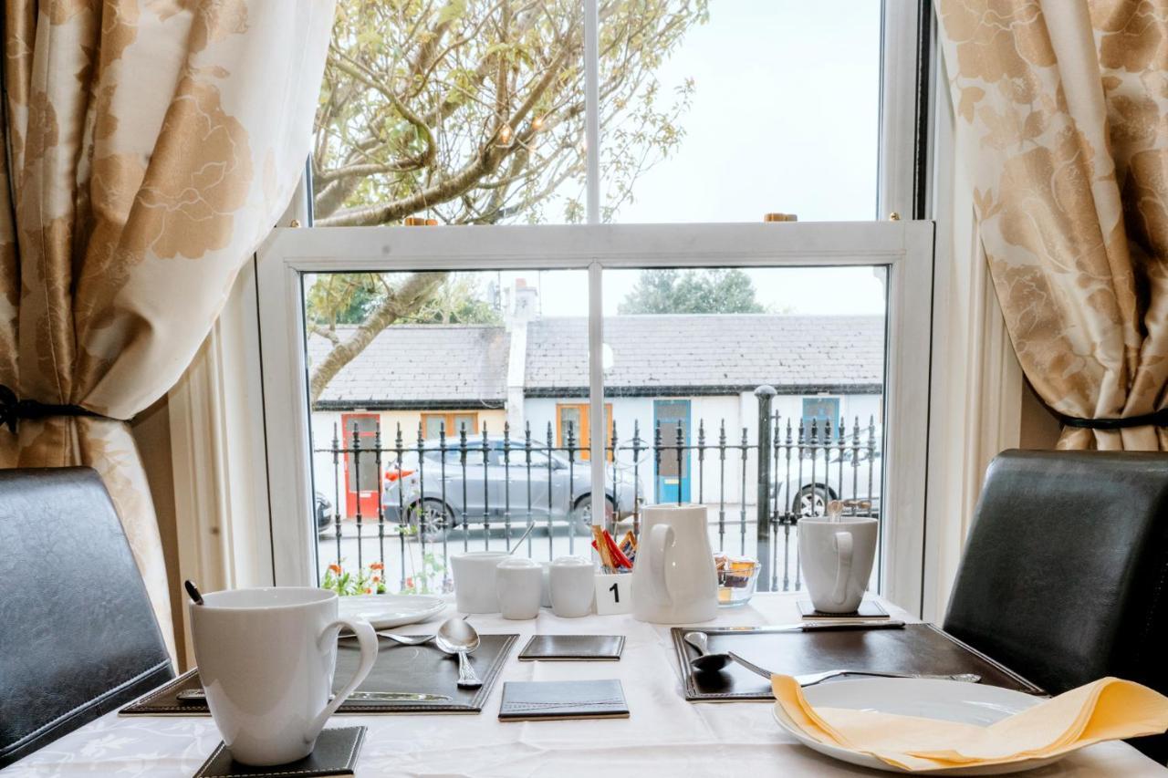 Bed & Breakfast Plougastel House Westport
