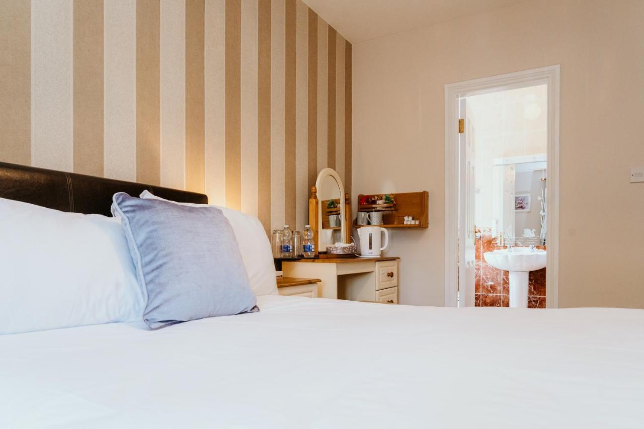 Plougastel House Bed & Breakfast *